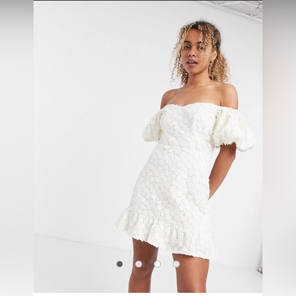 & Other Stories Dresses & Skirts - NWT &Other Stories white lace dress